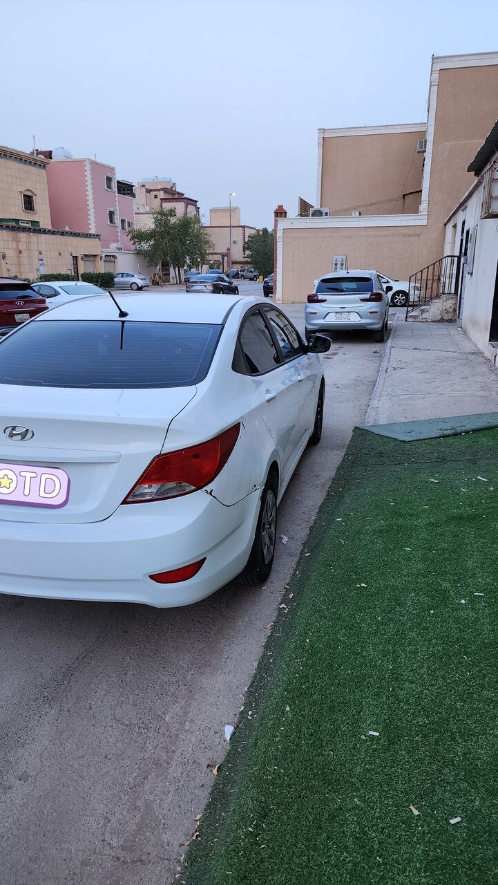 Al Iskan, Vehicles, Cars & Trucks , SAR 20000,  Hyundai Accent,  2016,  Automatic,  309 KM,
