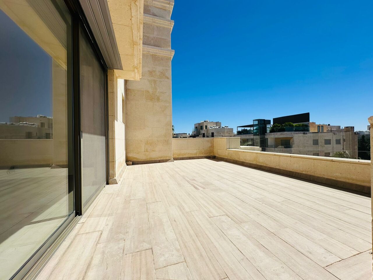 Abdoun, Apartments, Flats, Houses & Villas, JOD 35000/year,  3 BR,  220 Sq. Meter,  Rooftop Apartment For Rent