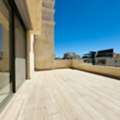 JOD 35000/year,  3 BR,  220 Sq. Meter,  Rooftop Apartment For Rent