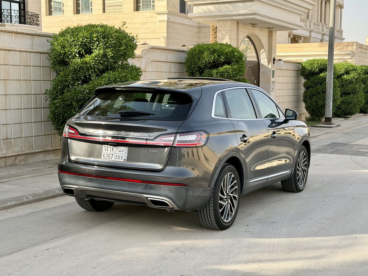 Riyadh, Vehicles, Cars & Trucks , SAR 75000,  Lincoln Neutilius,  2020,  Automatic,  129000 KM,  Lincoln Nautilus