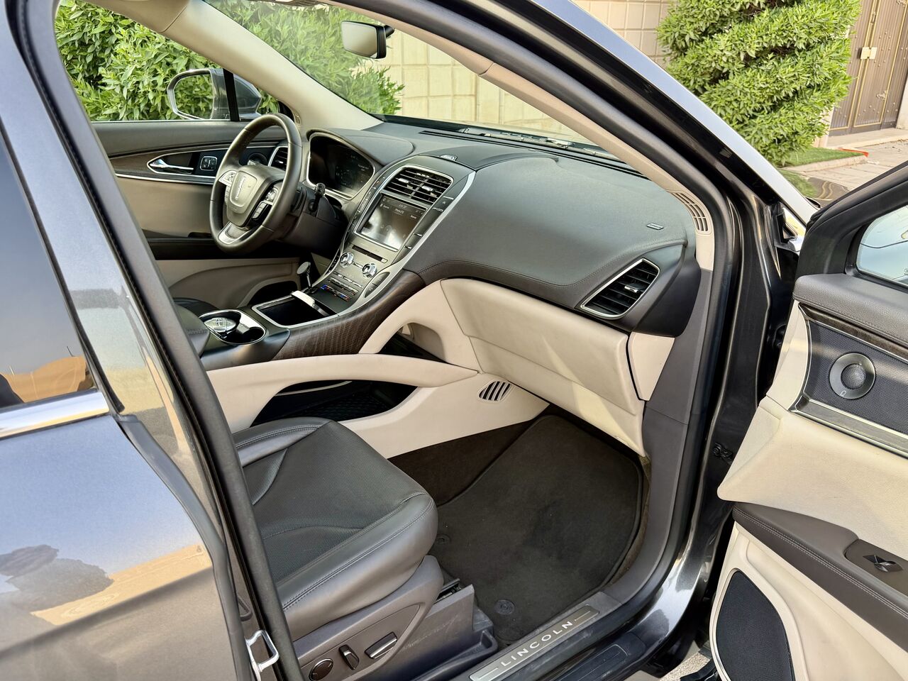 Riyadh, Vehicles, Cars & Trucks , SAR 75000,  Lincoln Neutilius,  2020,  Automatic,  129000 KM,  Lincoln Nautilus