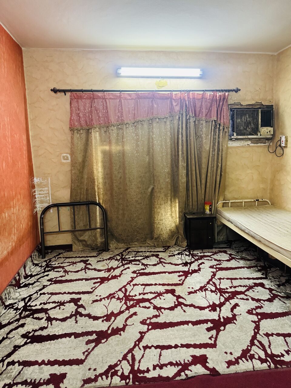 Riyadh, Apartments, Flats, Houses & Villas, SAR 1300/month,  Furnished,  3 BR,  I Am Offering Bedspace 400 And Separate Room 1300Available