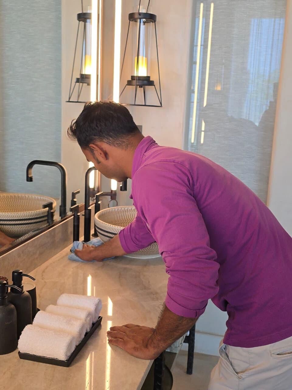 Jeddah, Jobs, Housekeeping