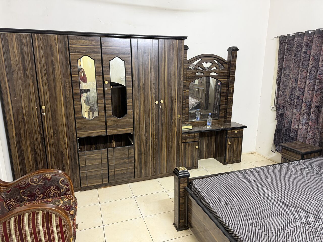 Hara, Apartments, Flats, Houses & Villas, SAR 1250/month,  Furnished,  1 BR,  Room For Rent &ndash; Single Executive Bachelor Only