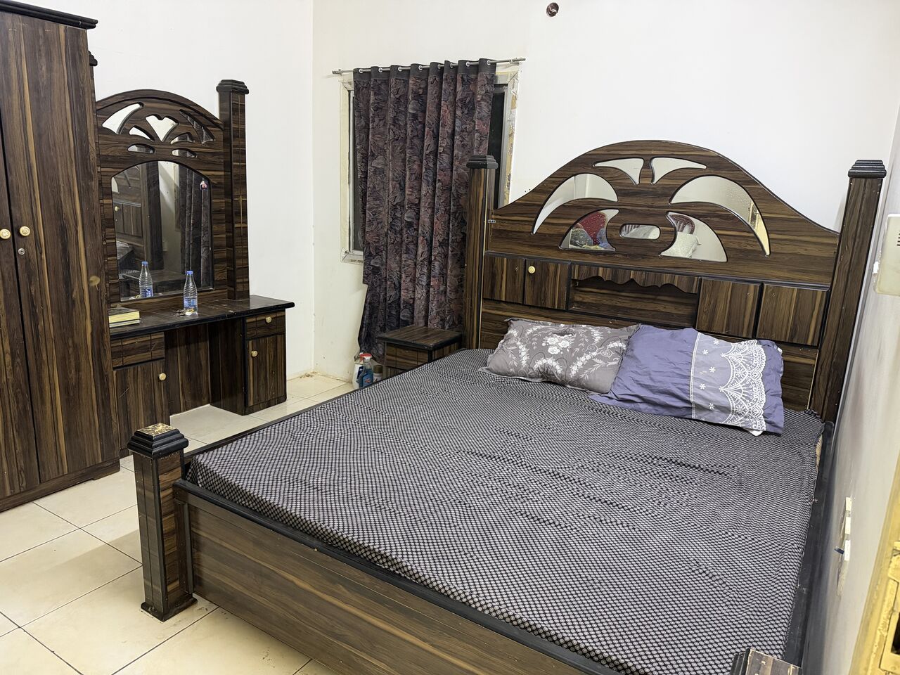 Hara, Apartments, Flats, Houses & Villas, SAR 1250/month,  Furnished,  1 BR,  Room For Rent &ndash; Single Executive Bachelor Only
