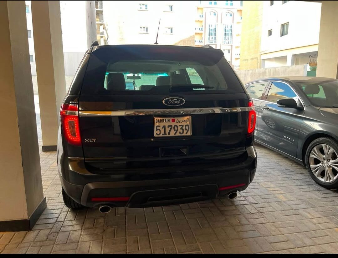 Hidd, Vehicles, Cars & Trucks , BHD 3300,  Ford Explorer,  2014,  Automatic,  180000 KM,   For Sale