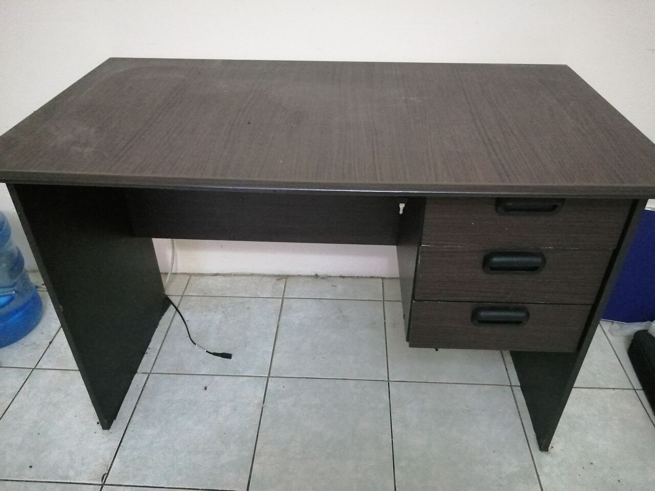 Umm Al Hassam, Furniture, BHD 10,  Table For Sale