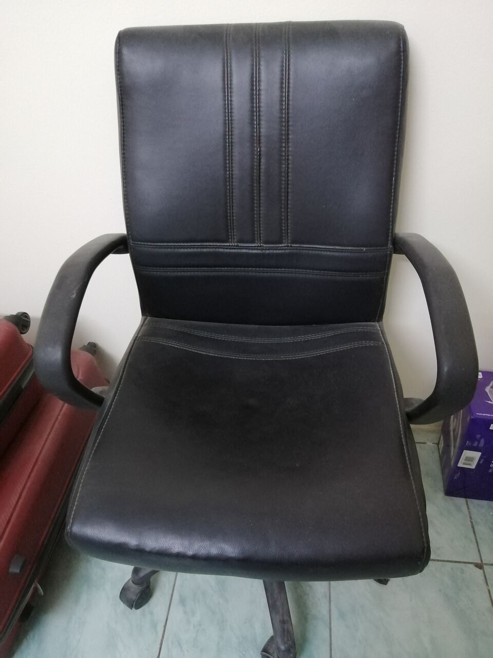 Umm Al Hassam, Furniture, BHD 5,  Chairs For Sale