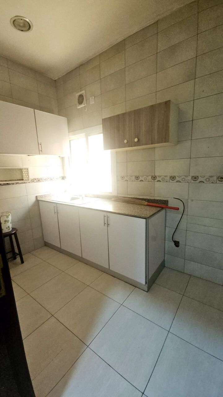 Salmaniya, Apartments, Flats, Houses & Villas, BHD 230/month,  2 BR,  2 Bedroom Semi Furnished Flat For Rent With Ewa Unlimited