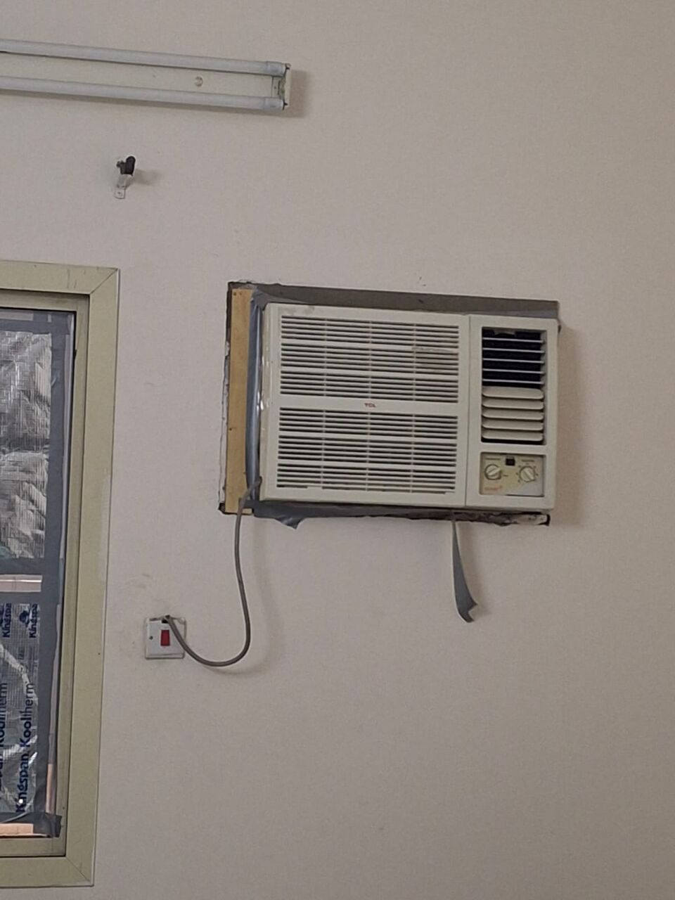 Umm Al Hassam, Air Conditioners, BHD 40,  Window AC For Sale