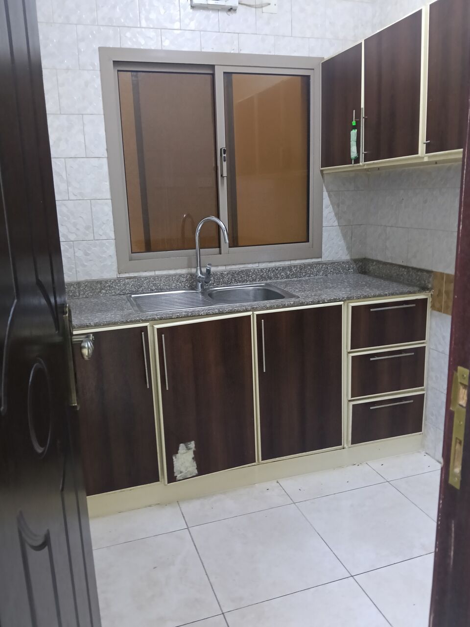 Gudaibiya, Apartments, Flats, Houses & Villas, BHD 220/month,  2 BR,  2 Bedroom Unfurnished Flat For Rent With Ewa Unlimited