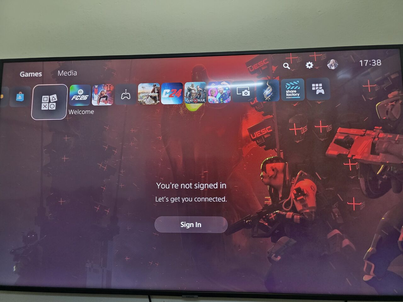 Riyadh, Video Games, SAR 2100,  PlayStation 5 With Extra Controller And Games For Sale