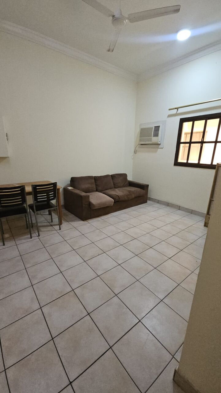 Salmaniya, Apartments, Flats, Houses & Villas, BHD 230/month,  2 BR,  2 Bedroom Semi Furnished Flat For Rent With Ewa