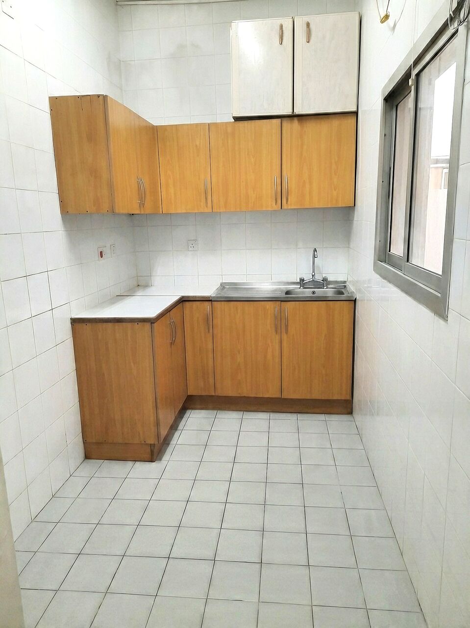 Manama, Rooms for Rent, BHD 120/month,  Room 4 Rent Available (inc. EWA), Couple/Ladies, Start September 2026