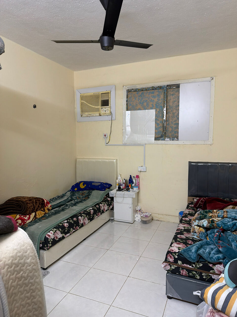Al Batha, Bedspace For Rent, SAR 450/month,  Bed Space Available