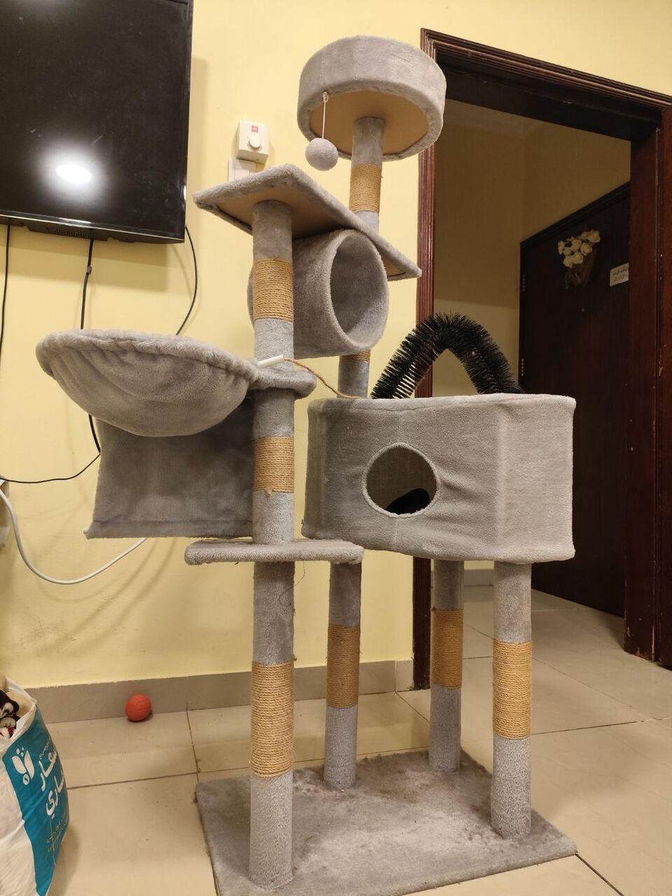 Khobar, Pet Supplies, SAR 175,  🐱 CAT TREE FOR SALE 🐱