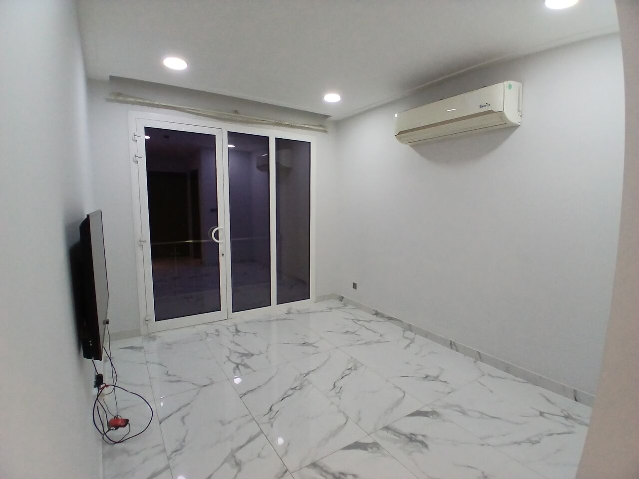 Hidd, Apartments, Flats, Houses & Villas, BHD 300,  3 BR,  Flat 3bhk For Rent Inclusive Semi Furnished