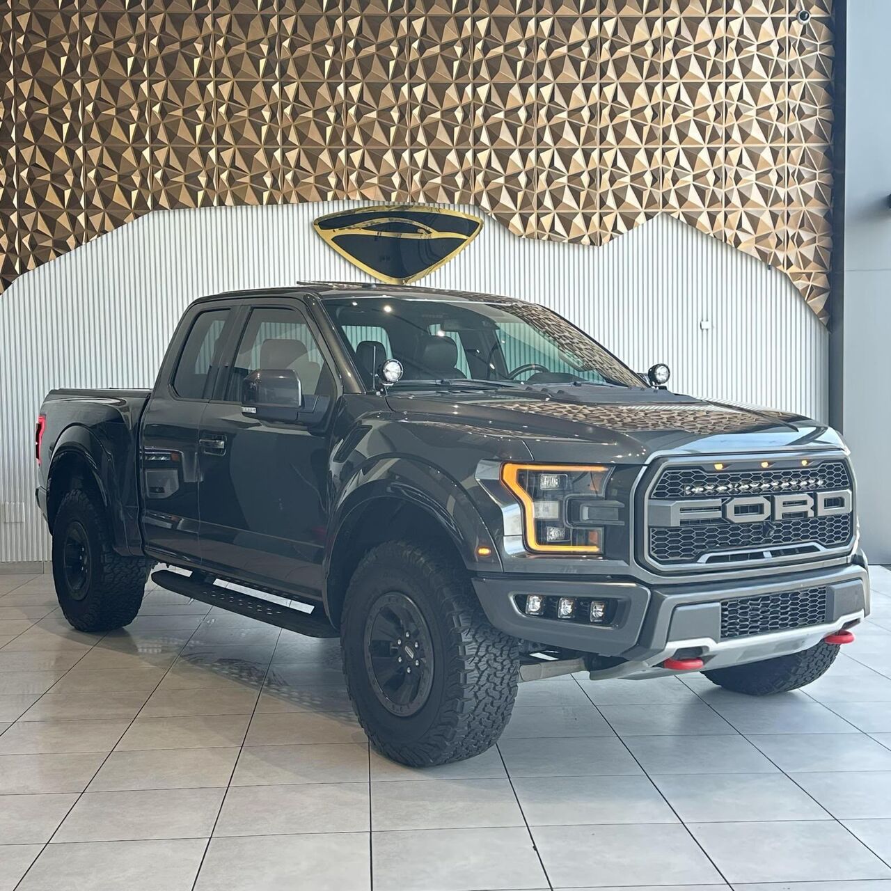 Riffa, Vehicles, Cars & Trucks , BHD 16000,  FORD RAPTOR 4X4 V6 2018,  2018,  Automatic,  145000 KM,   BLACK