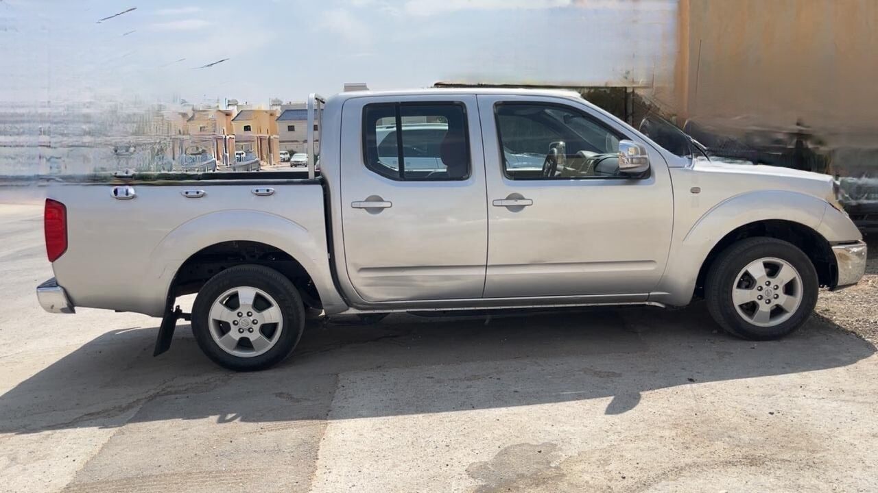 Riyadh, Vehicles, Cars & Trucks , SAR 16500,  Nissan Navara,  2008,  Manual,  400000 KM,  Nessan Navara Pick Up