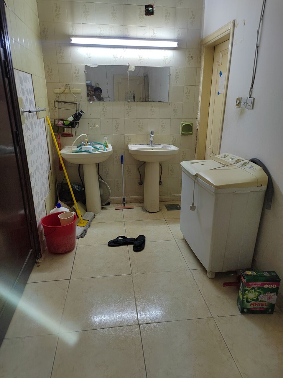 Hara, Housing Exchanges, SAR 900/month,  1 BR,  Neat And Clean Big Room Available In Hara Near Garden Tea Point