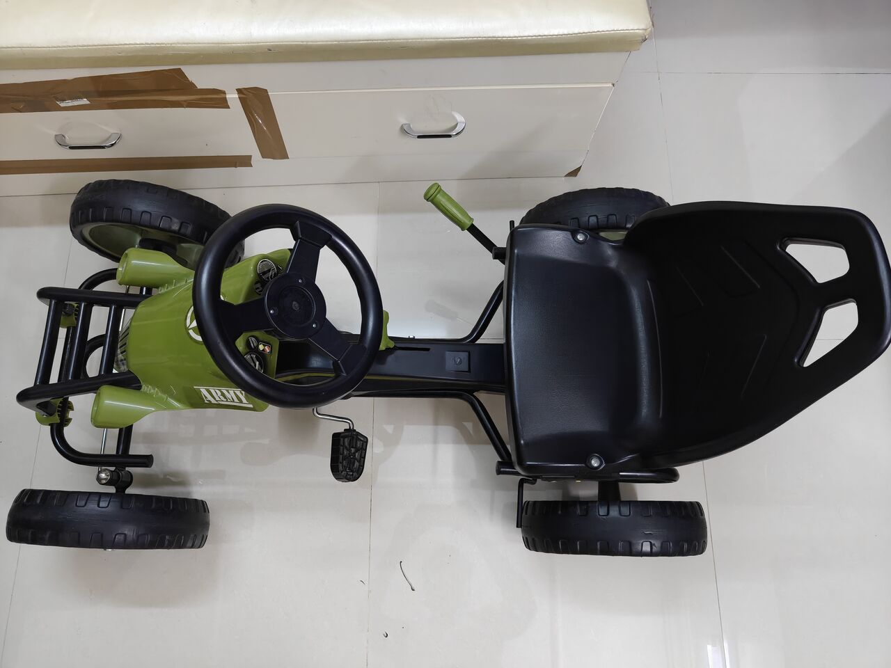 Riyadh, Baby & Kid Stuff, SAR 250,  Kids Pedal Go-Kart / Ride-On Car For Sale &ndash; Less Than 3 Months Old