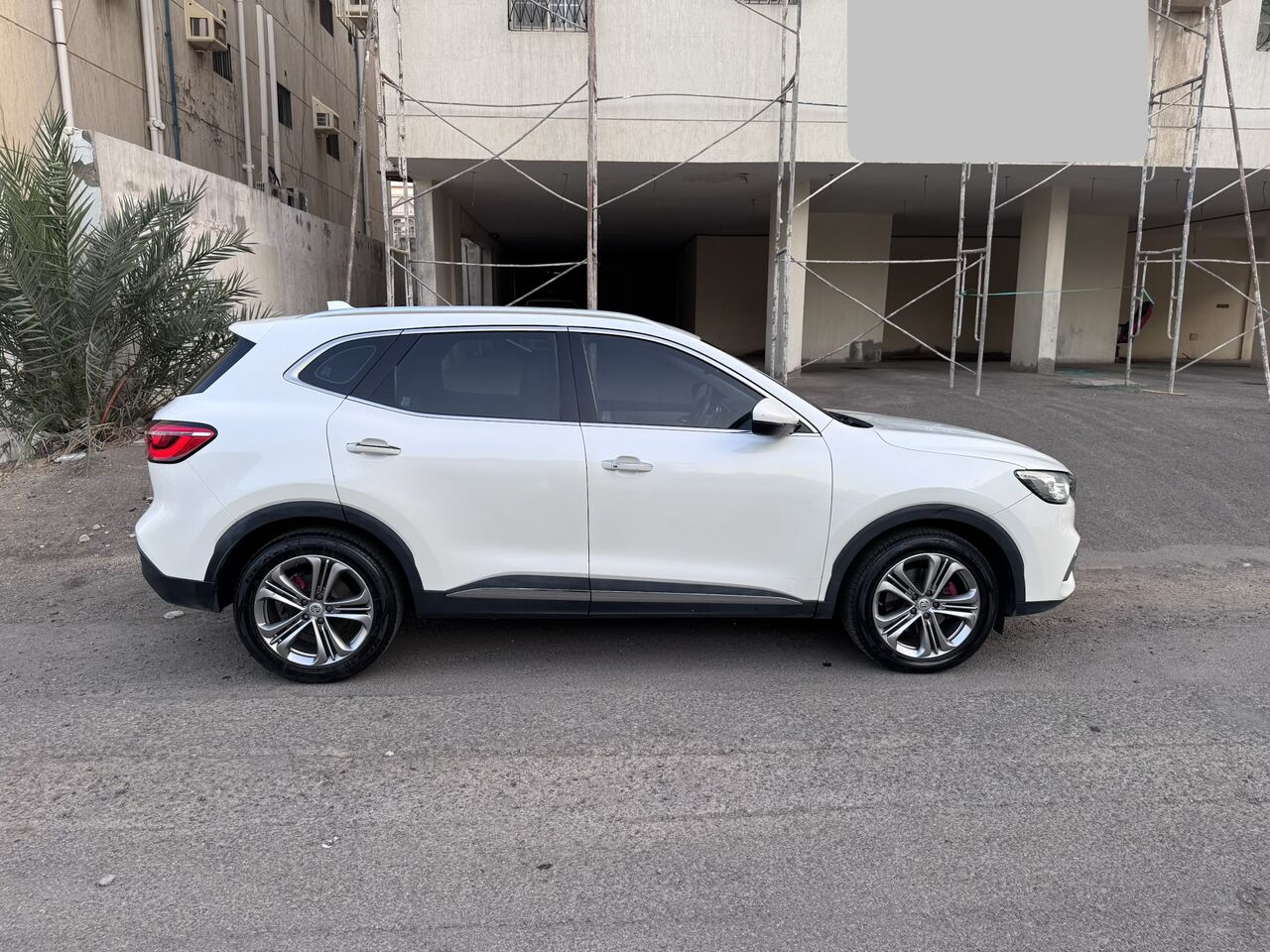 Jeddah, Vehicles, Cars & Trucks , SAR 47000,  MG HS,  2020,  Automatic,  75000 KM,  Registered In 2021 2.0T Premium Trophy Edition AWD