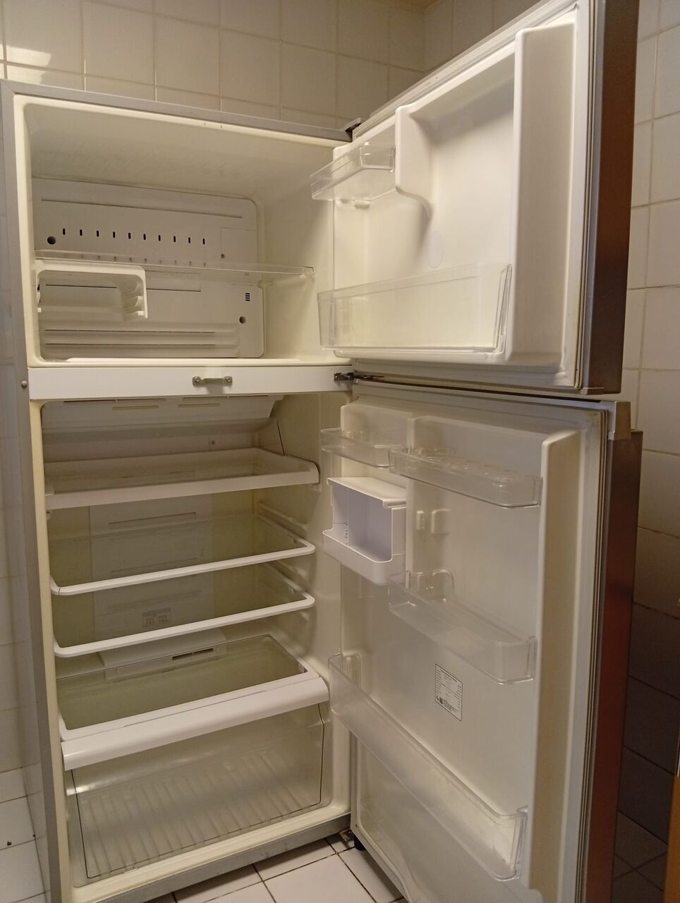 Janabiya, Electronics, BHD 70,  Selling Refrigerator