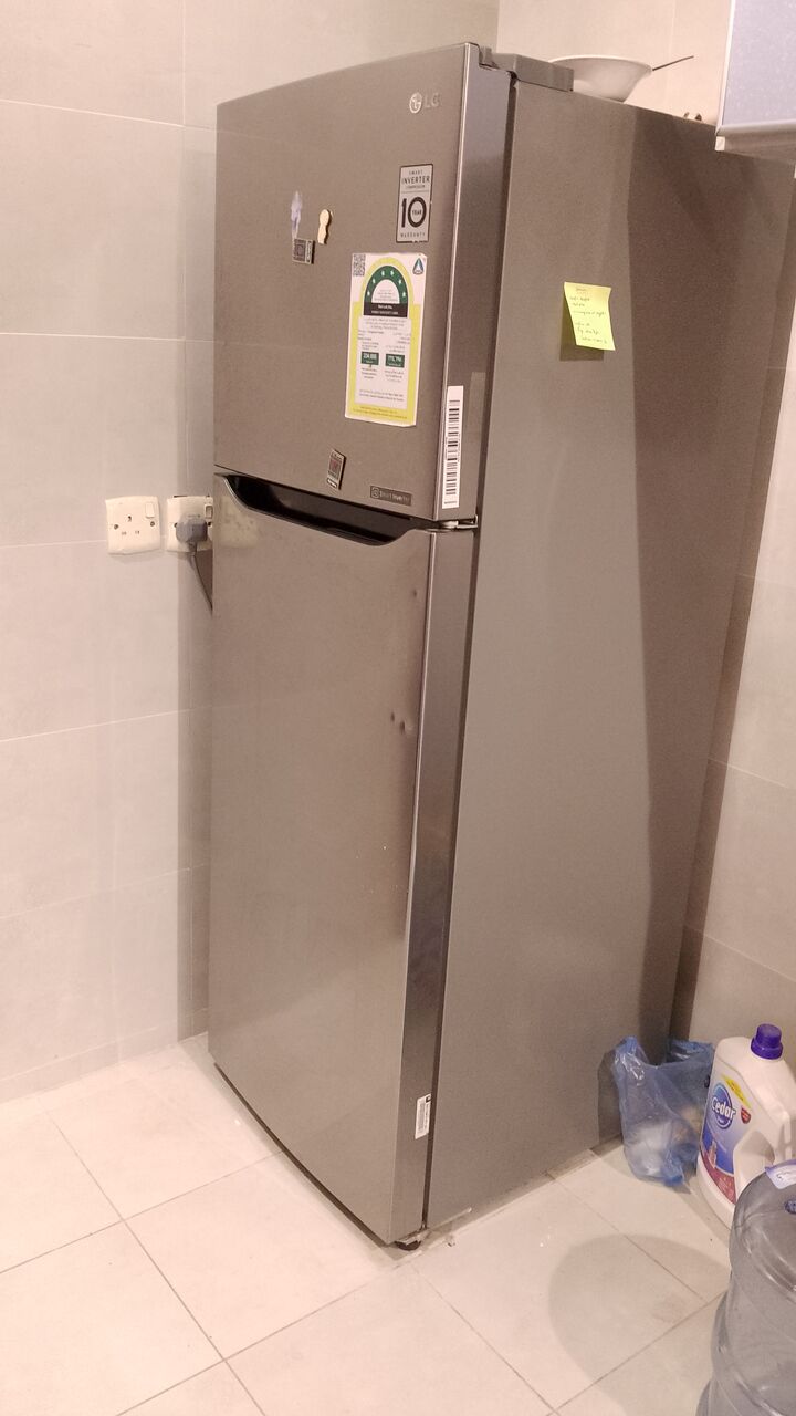 Al Rabwah, Household Items, SAR 2300,  Refrigerator And Furniture