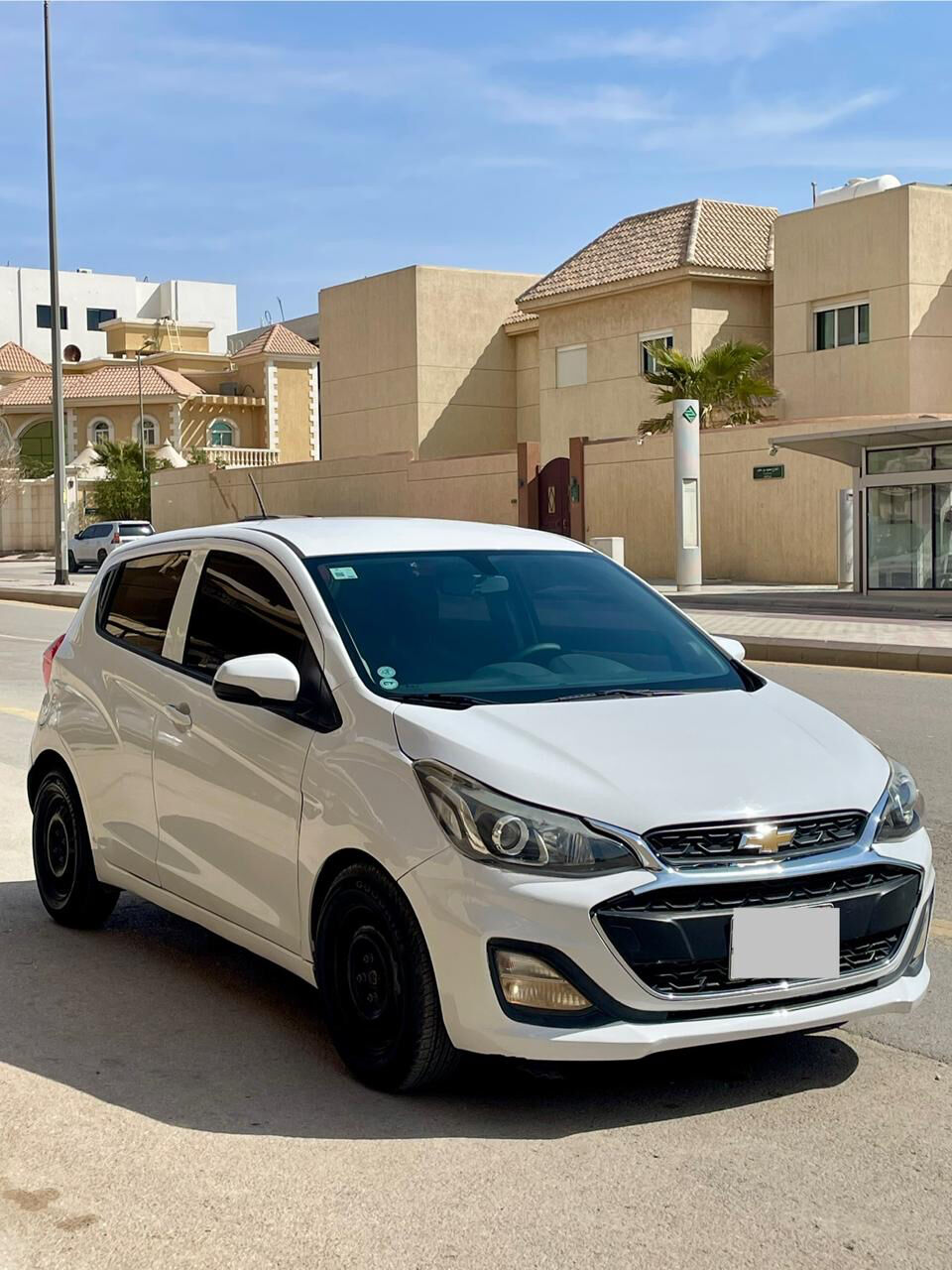 Riyadh, Vehicles, Cars & Trucks , SAR 20000,  Chevrolet Spark,  2020,  Automatic,  165000 KM,  Chevorlet Spark  LS