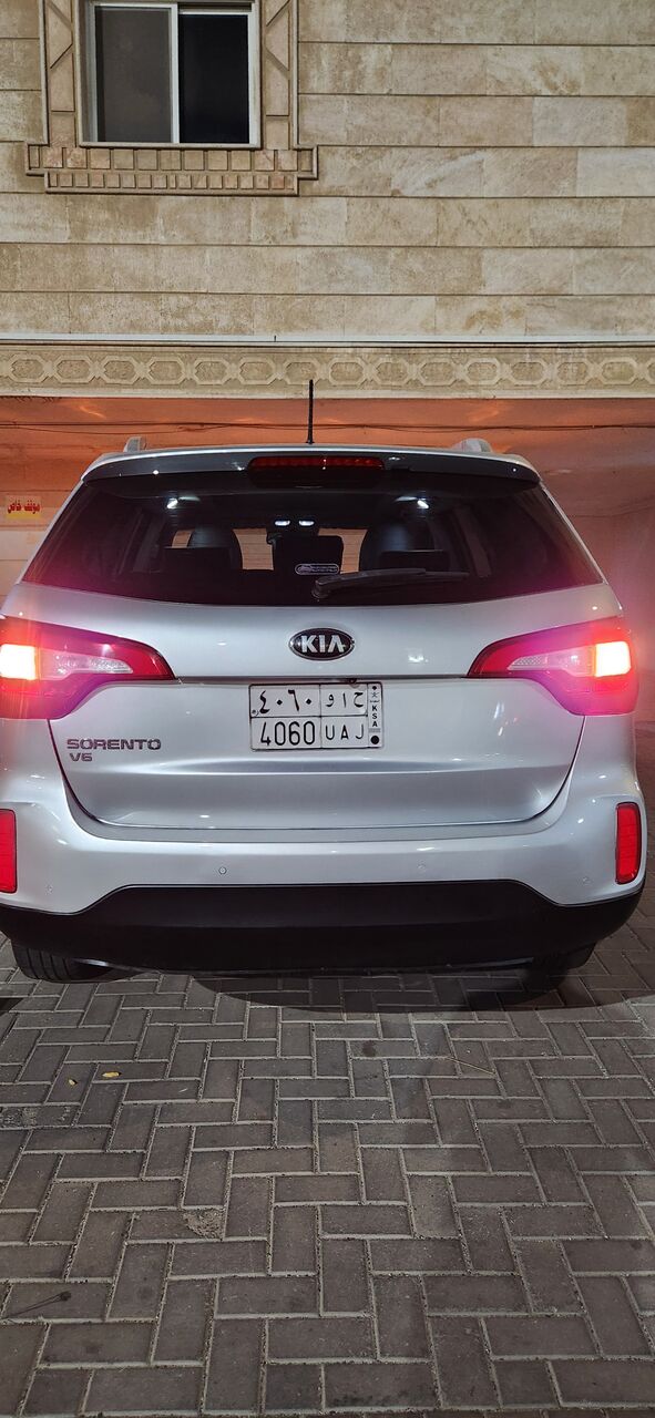 Jeddah, Vehicles, Cars & Trucks , SAR 380000,  Kia Sorento,  2013,  Automatic,  180000 KM,