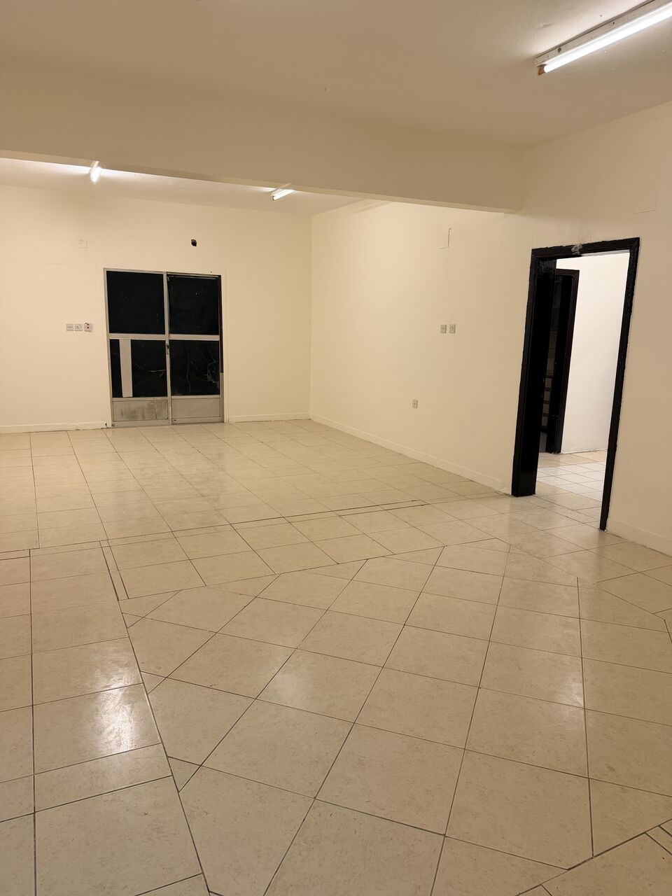 Al Malaz, Apartments, Flats, Houses & Villas, SAR 40000/year,  2 BR,  1000 Sq. Meter,  Apartment For Rent 2 Bedroom 2 Bathroom