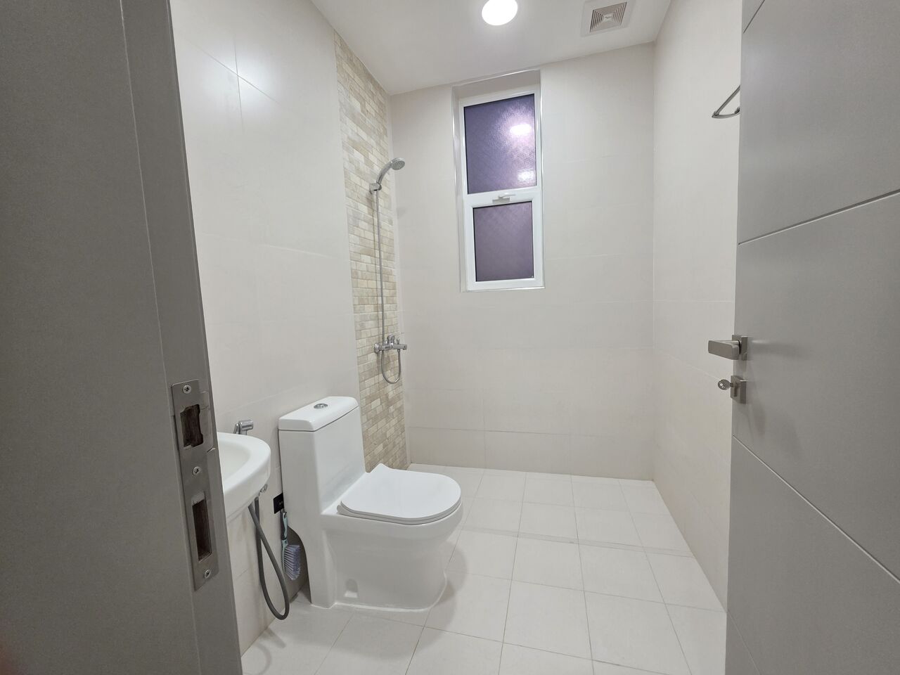 Tubli, Apartments, Flats, Houses & Villas, BHD 190/month,  1 BR,  1 Bedroom Semi Furnished Apartment For Rent.
