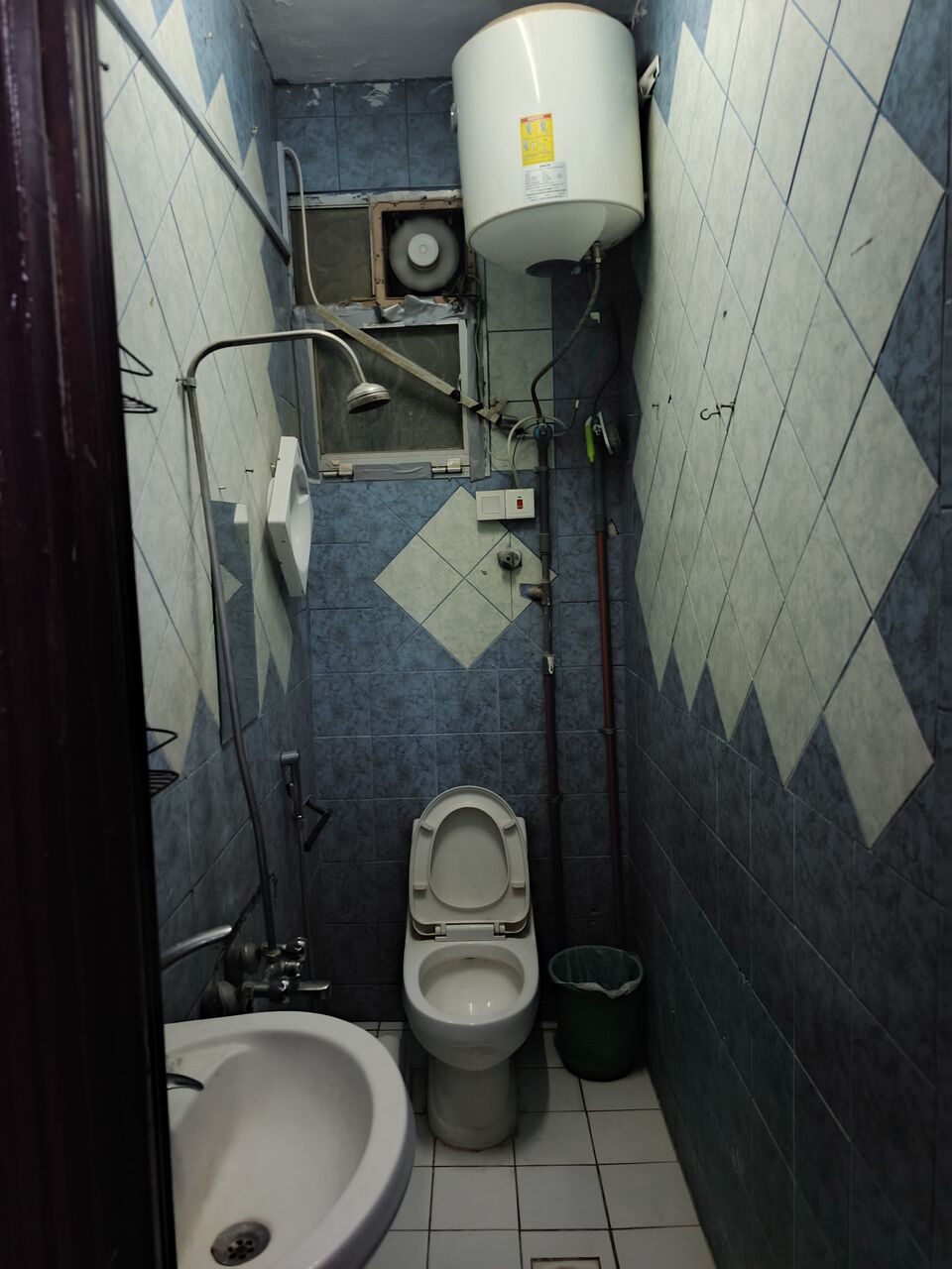 Al Sulaymaniyyah, Rooms for Rent, SAR 1500/month,  Executive Bachelor Room Available &ndash; First Floor | Sulaimaniya, Riyadh