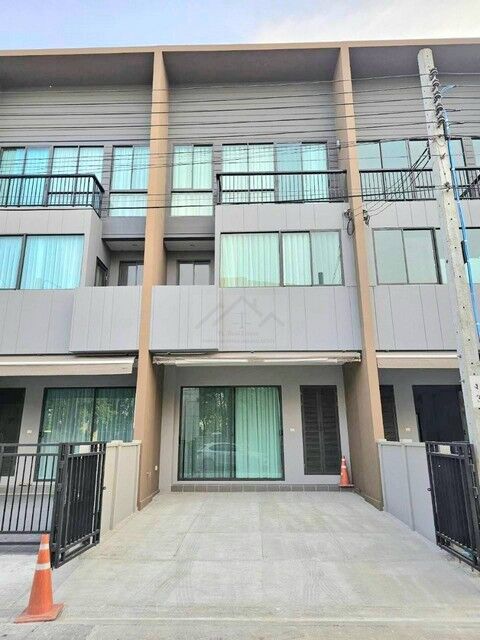 Bangkok, Villas, THB 38000,  18 Sq. Feet,  Townhome For Rent, 3 Floors, 3 Bedrooms, Baan Klang Muang Rama 9 - Krungthep Kreetha, New