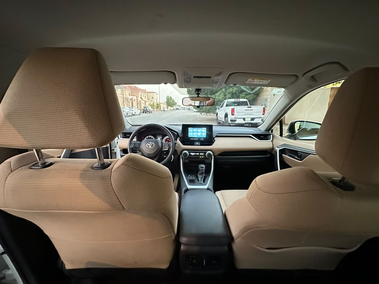 Riyadh, Vehicles, Cars & Trucks , SAR 85000,  Toyota RAV4 AWD,  2022,  Automatic,  78000 KM,   Toyota Rav4 With AWD N 100% Accident Free And 1st Owner For Sale