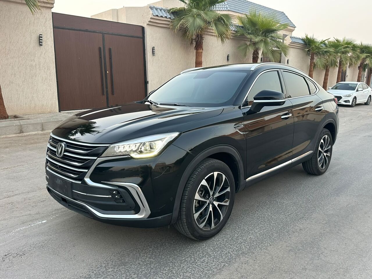 Riyadh, Vehicles, Cars & Trucks , SAR 48000,  Changan CS85,  2021,  Automatic,  97000 KM,   Changan CS 85 360T Full Options For Sales (1st Owner)