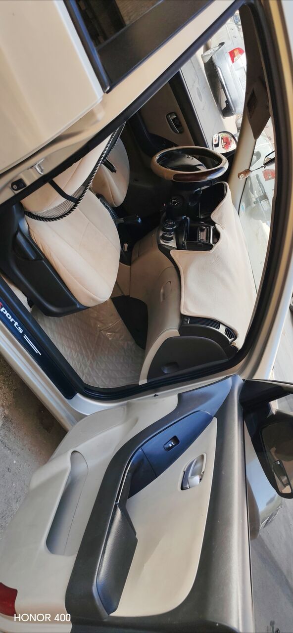 Riyadh, Vehicles, Cars & Trucks , SAR 18500,  Hyundai Elentra,  2010,  Automatic,  710000 KM,