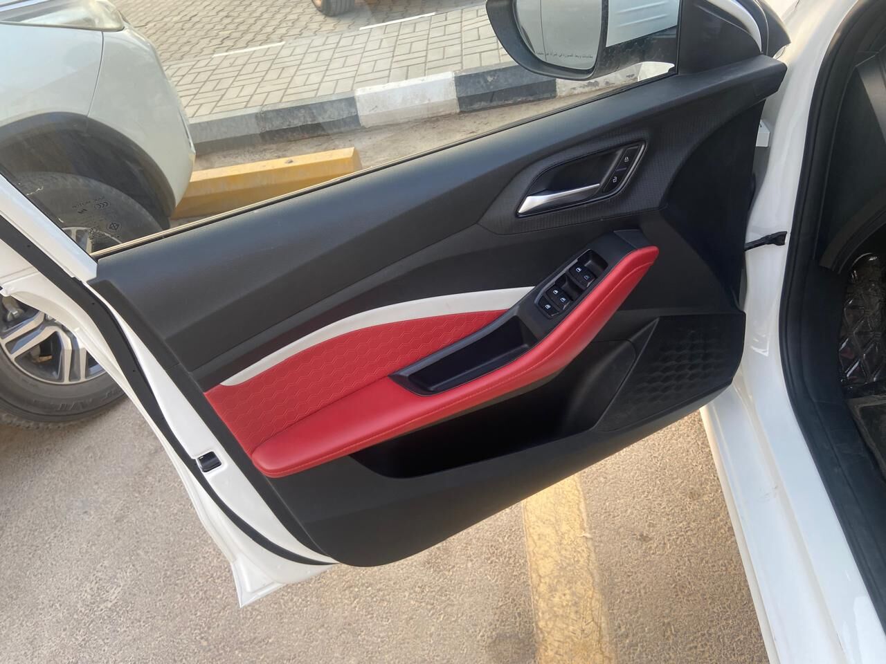 Riyadh, Vehicles, Cars & Trucks , SAR 1735,  MG GT,  2025,  Automatic,  44000 KM,  Vehicle Transfer 1735/month Installment (16 Instalments)