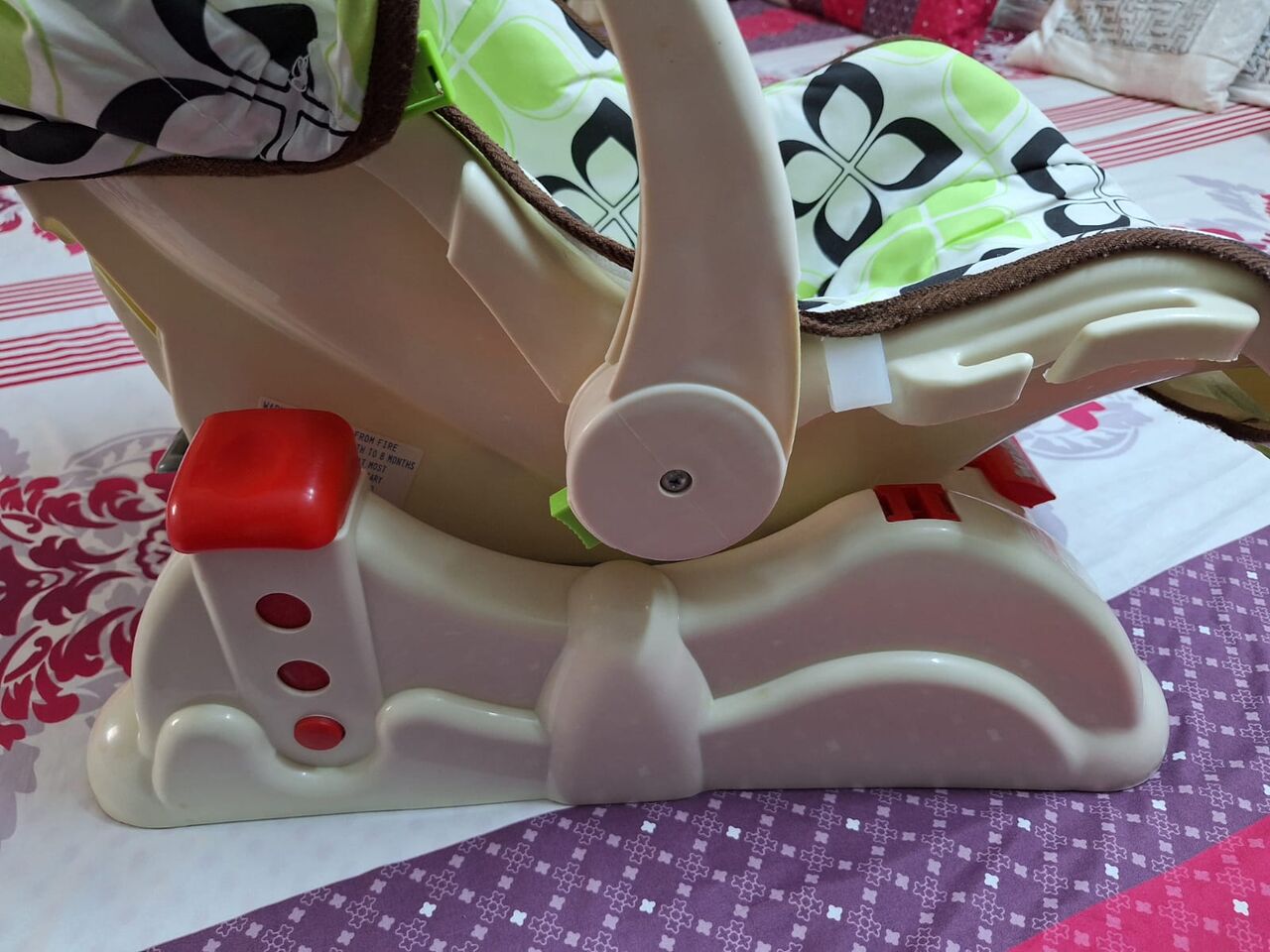 Riyadh, Baby & Kid Stuff, SAR 60,  RedTag Baby Stroller | Juniors Baby Carry Cot | Riyadh | SAR60