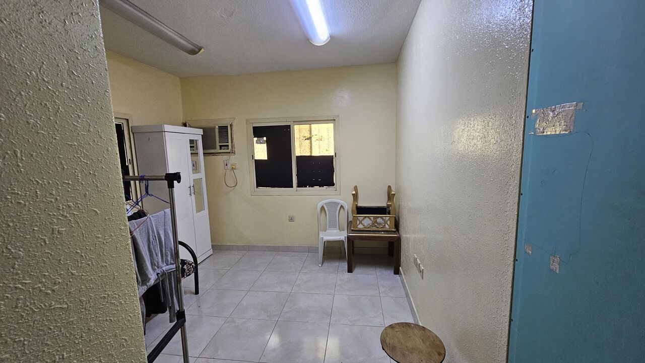 Jubail, Rooms for Rent, SAR 1000/month,  Single Room With Attached Washroom