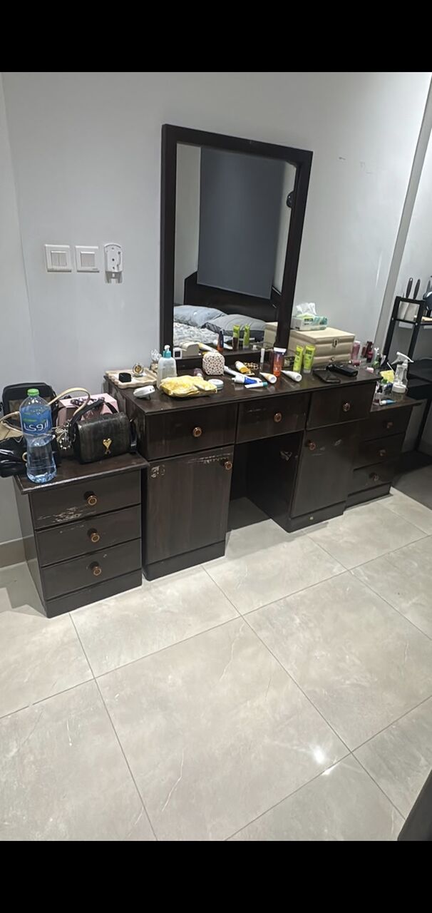 Riyadh, Furniture, SAR 600,  1 Bed Set 2 Night Stand  1 Drawer With 5 Openings  1 Vanity Table