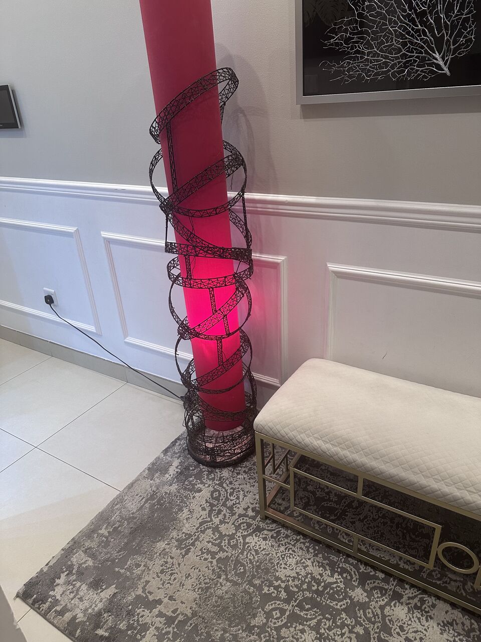 Muharraq, Furniture, For Sale Bench, Carpet And Lamp