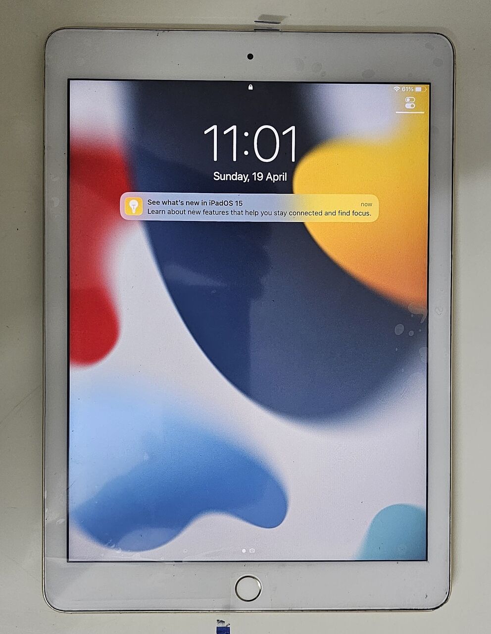 Zinj, Watches, BHD 35,  Used Apple Ipad Air 2 In Excellent Working & Reasonable Cosmetic Condition