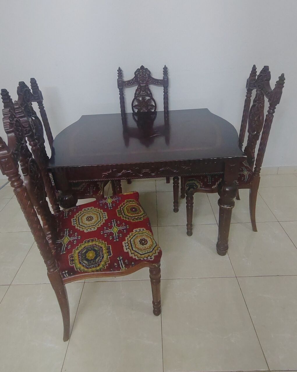 Riyadh, Furniture, SAR 300,  4 Seater Dining Table For Sale