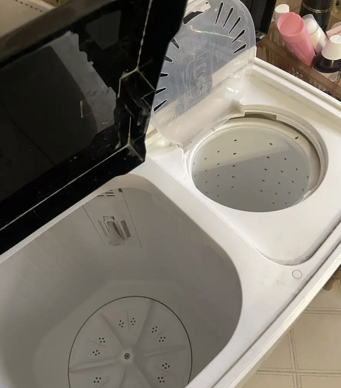 Jubail, Free Items, SAR 350,  I M Sell Washing Machines 10 Kg Sem New Good Condition Good Working 8 Months Used Any Inte