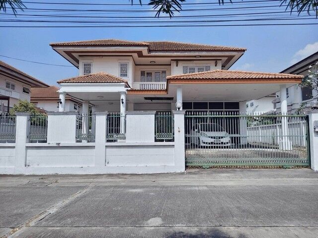 Bangkok, Villas, THB 28000,  100 Sq. Feet,  Single House 100 Sq M, 3 Bedrooms, 3 Bathrooms, Parking For 4 Cars In The House, Taling