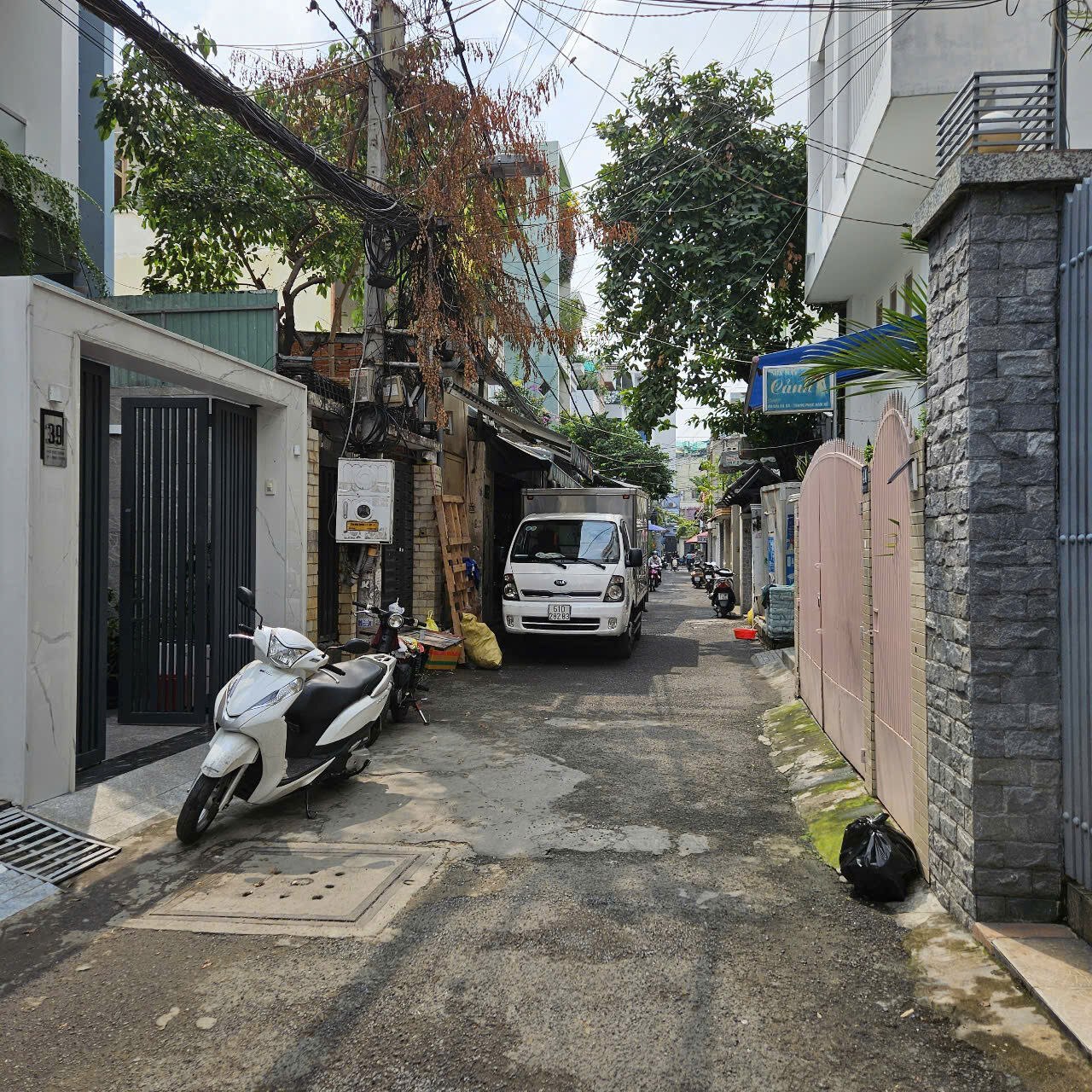 Ho Chi Minh City, Apartments, Flats, Houses & Villas, VND 10/month,  1 BR,  47 Sq. Meter,  Ready-to-Use House For Rent In Binh Thanh, Near Ba Chieu Market