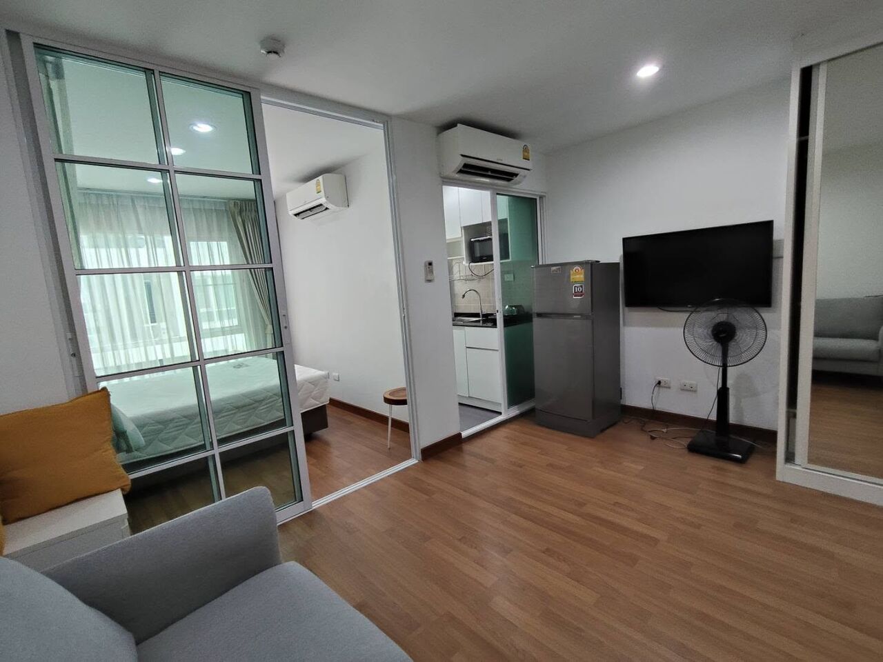 Bangkok, Villas, THB 10000,  28 Sq. Meter,  Empty Room, Ready To Move In, Condo For Rent (near BTS On Nut), Convenient Location, Lots