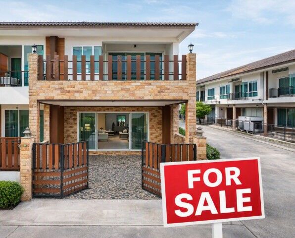 Bangkok, Real Estate For Sale, THB 1999999,  2 BR,  20 Sq. Feet,  Resort Style House, Sriracha, 2-3 Bedrooms, 2 Bathrooms, 20 Sq M., Near Sriracha Tiger