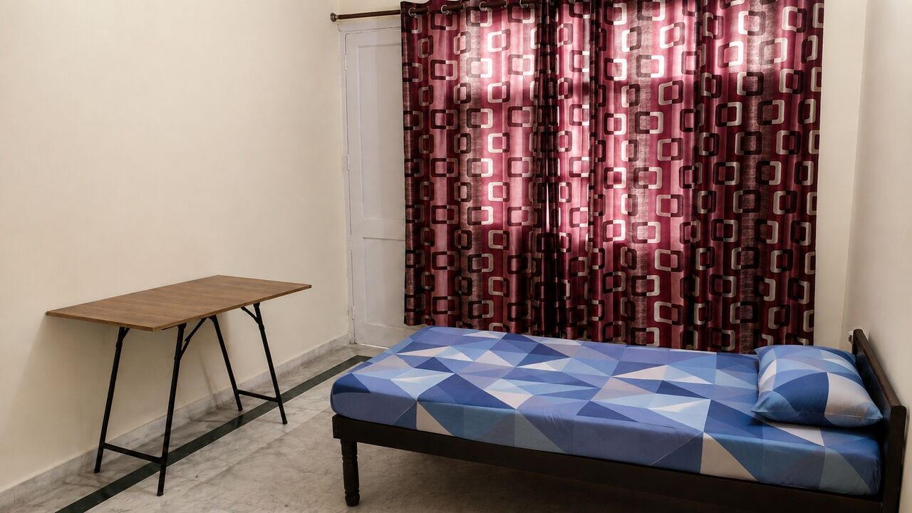 Gurugram, Apartments, Flats, Houses & Villas, INR 5000/month,  Furnished,  4 BR,  1840 Sq. Meter,  Shri Shyam PG In IMT Manesar  Gurgaon